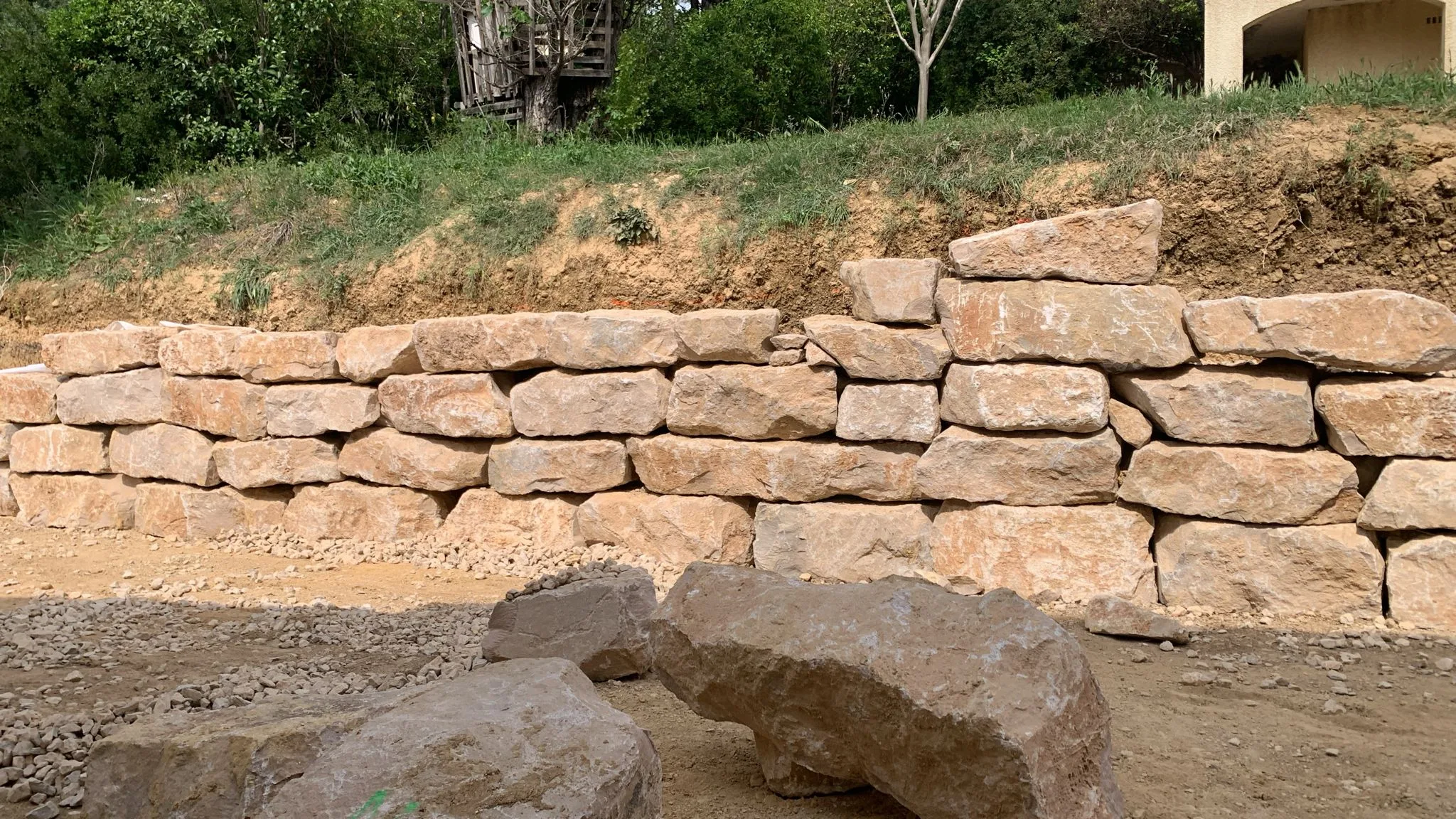 Mur de soutènement de face - Enrochement calibré SOCCTP
