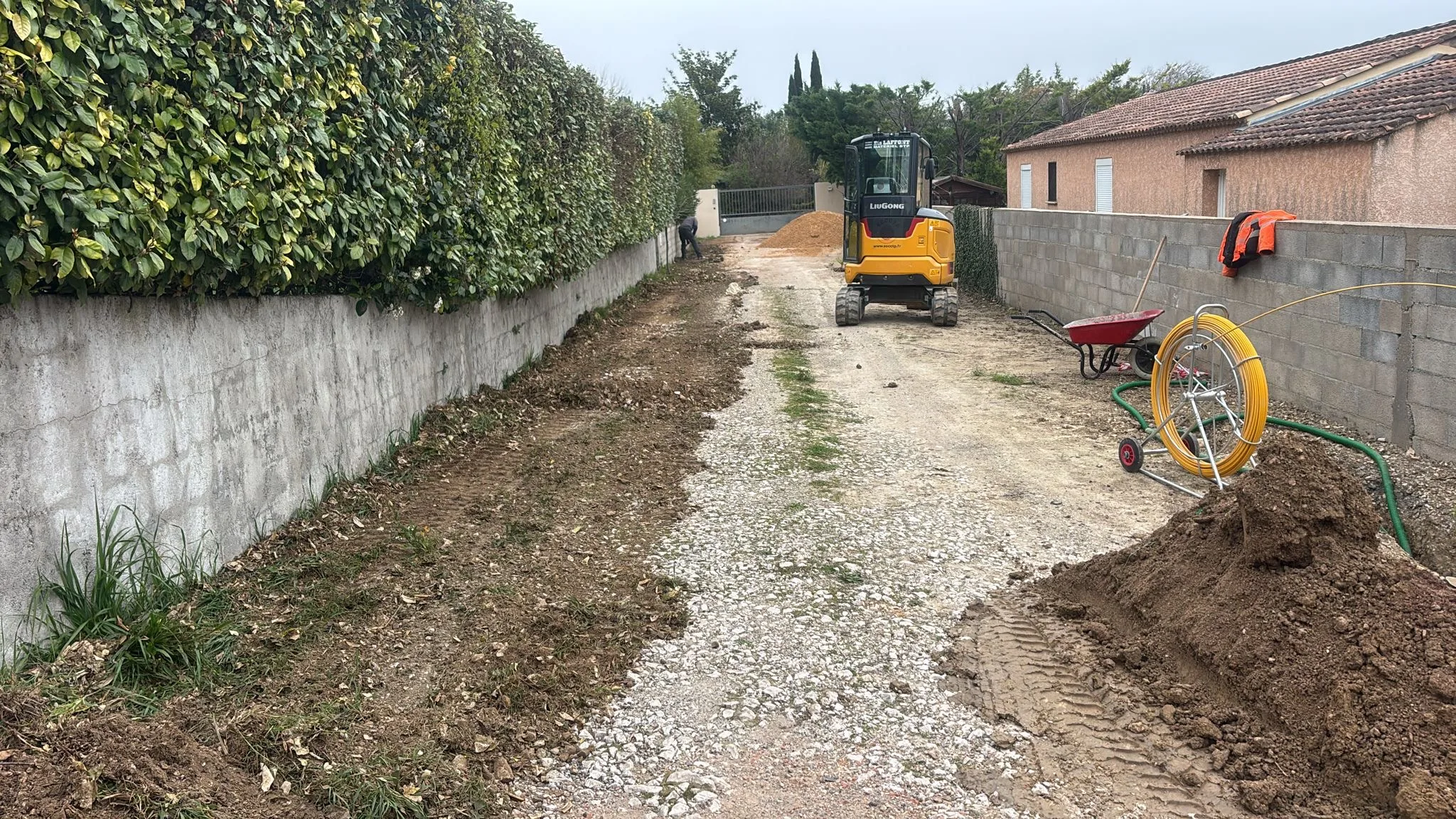 Viabilisation 3 parcelles terrain – Clermont l’Hérault 34800 – SOCCTP 02 Début de viabilisation de 3 parcelles de terrain à Clermont l'Hérault 34800 par SOCCTP
