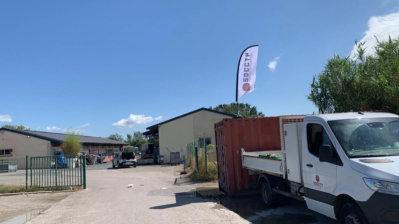 Chantier assainissement professionnel grande capacité Emmaus St Aunès SOCCTP - Signalisation chantier
